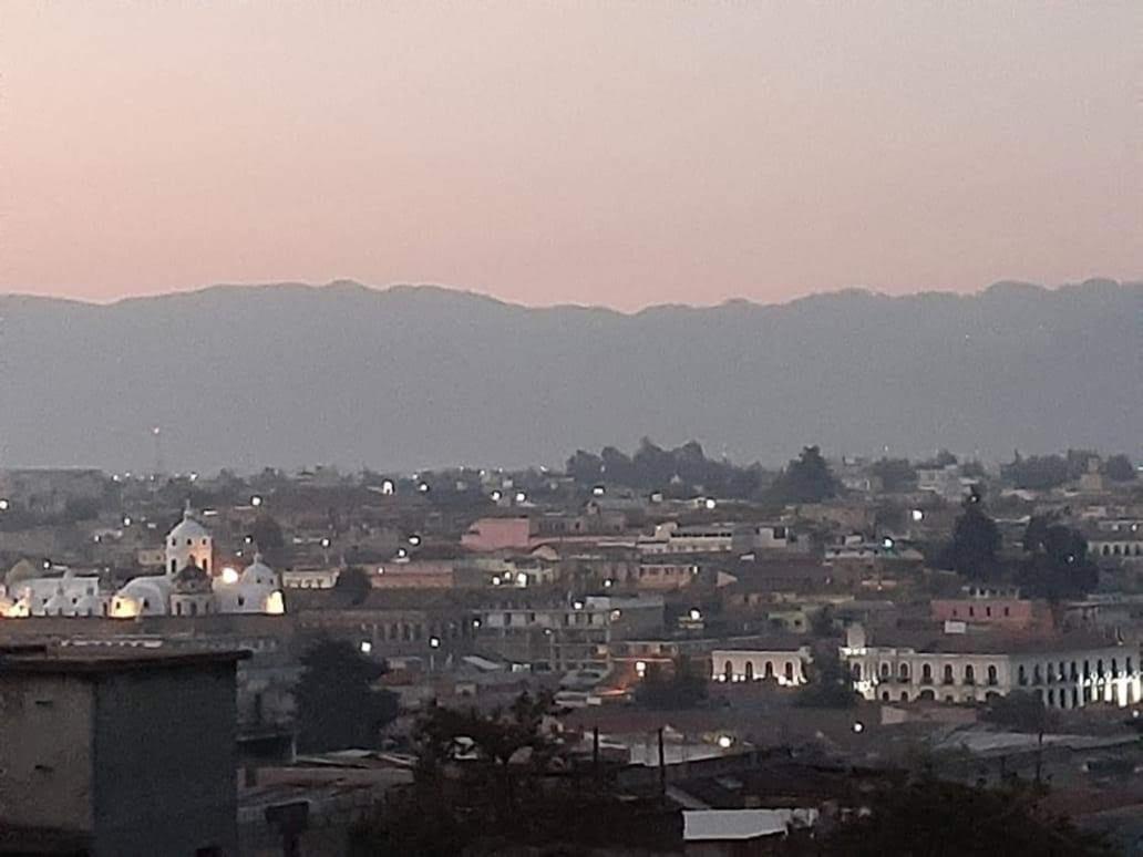 Hotel Ideal, Your House In Quetzaltenango Dış mekan fotoğraf