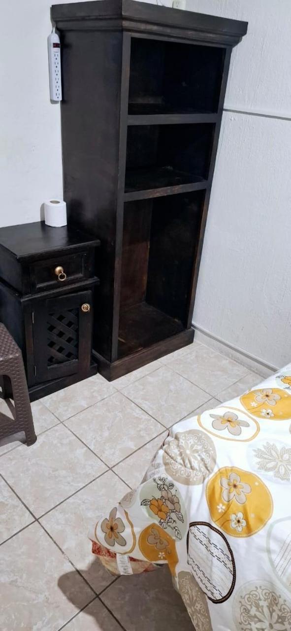 Hotel Ideal, Your House In Quetzaltenango Dış mekan fotoğraf